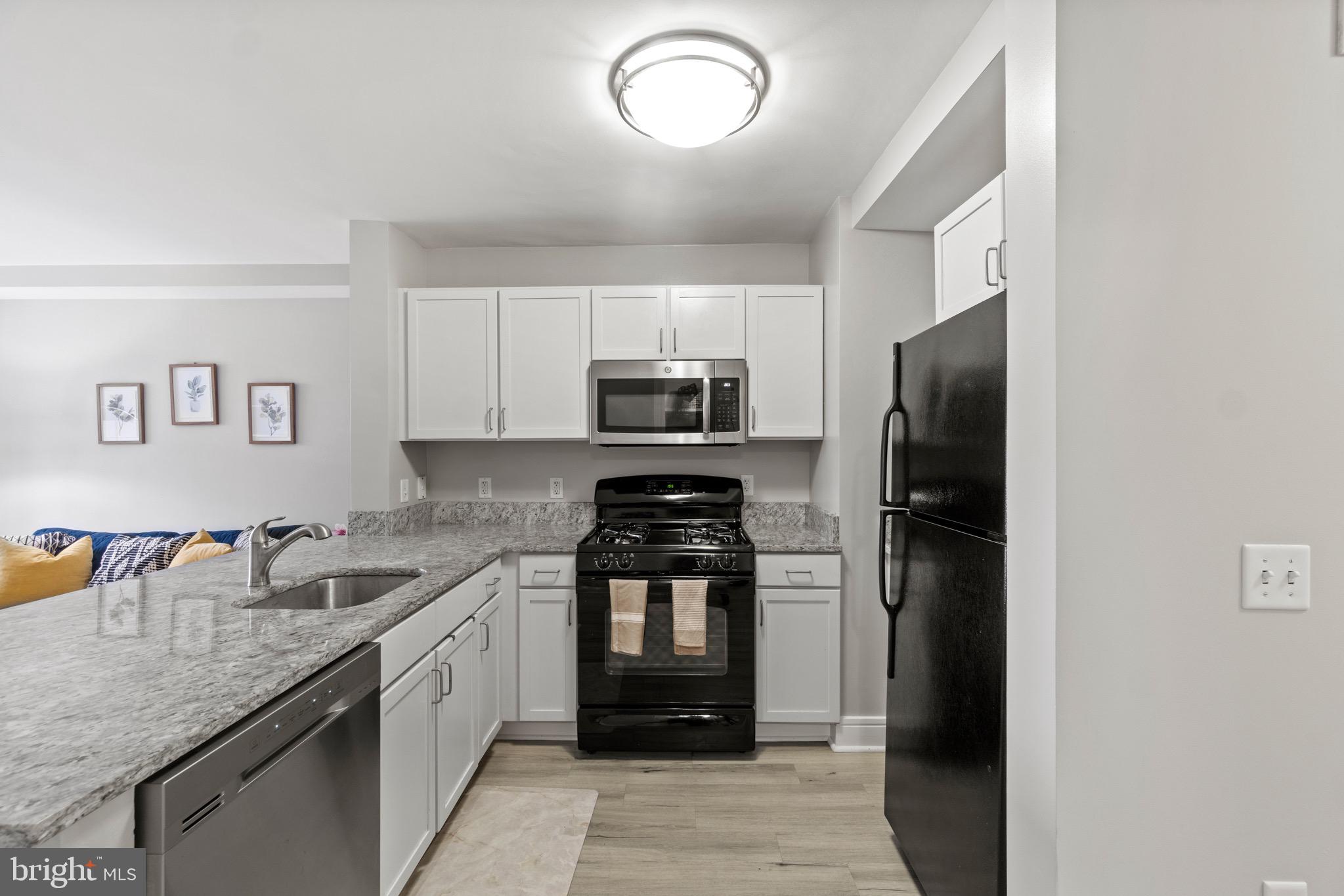 800 4th Street Southwest, Unit N612 Washington, DC 20024 - Photo 6 of 27
