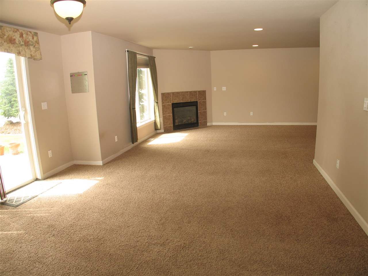 4606 South Carnation Road Spokane, WA 99224 - Photo 6 of 20 Gallery Image 6