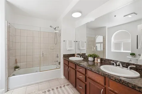 $649,000 | 5719 Camellia Avenue, Unit 105, North Hollywood, CA 91601