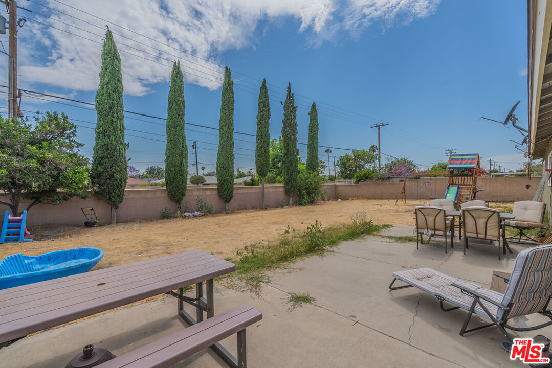 983 East Margarita Road Rialto, CA 92376 - Photo 22 of 23 a view of a terrace with chairs