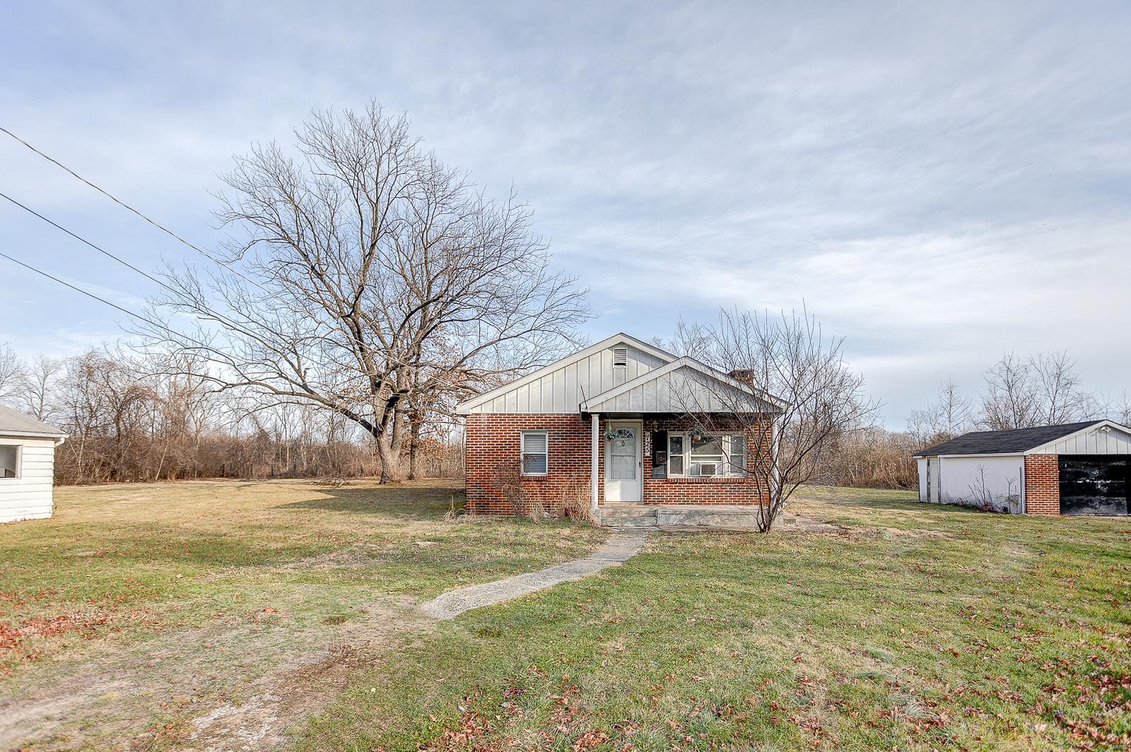 125 Edwards Street Cahokia, IL 62206 - Photo 2 of 24