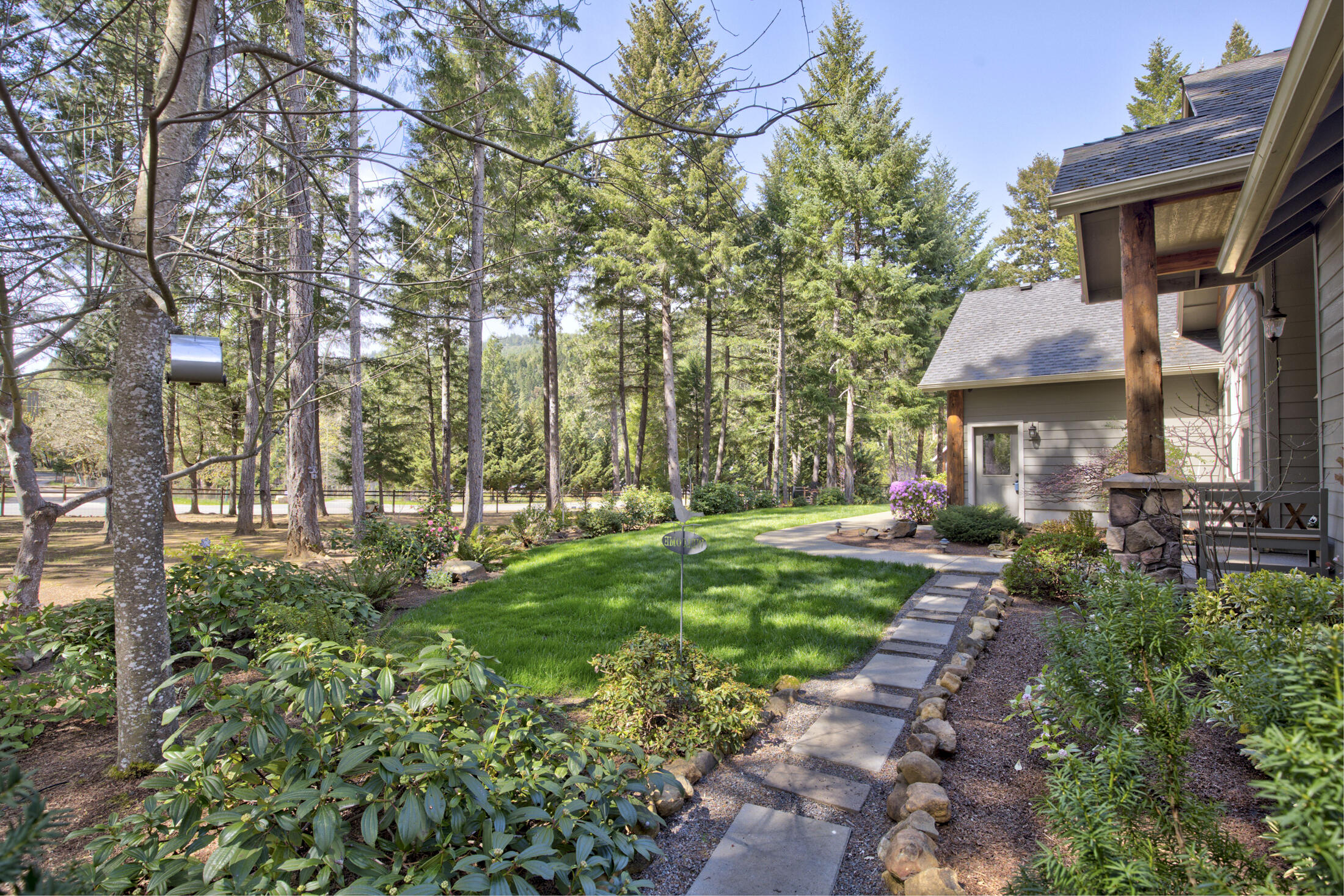 237 Marble Mountain Road Grants Pass, OR 97527 - Photo 47 of 53 0R1A1430_1_2_3_4