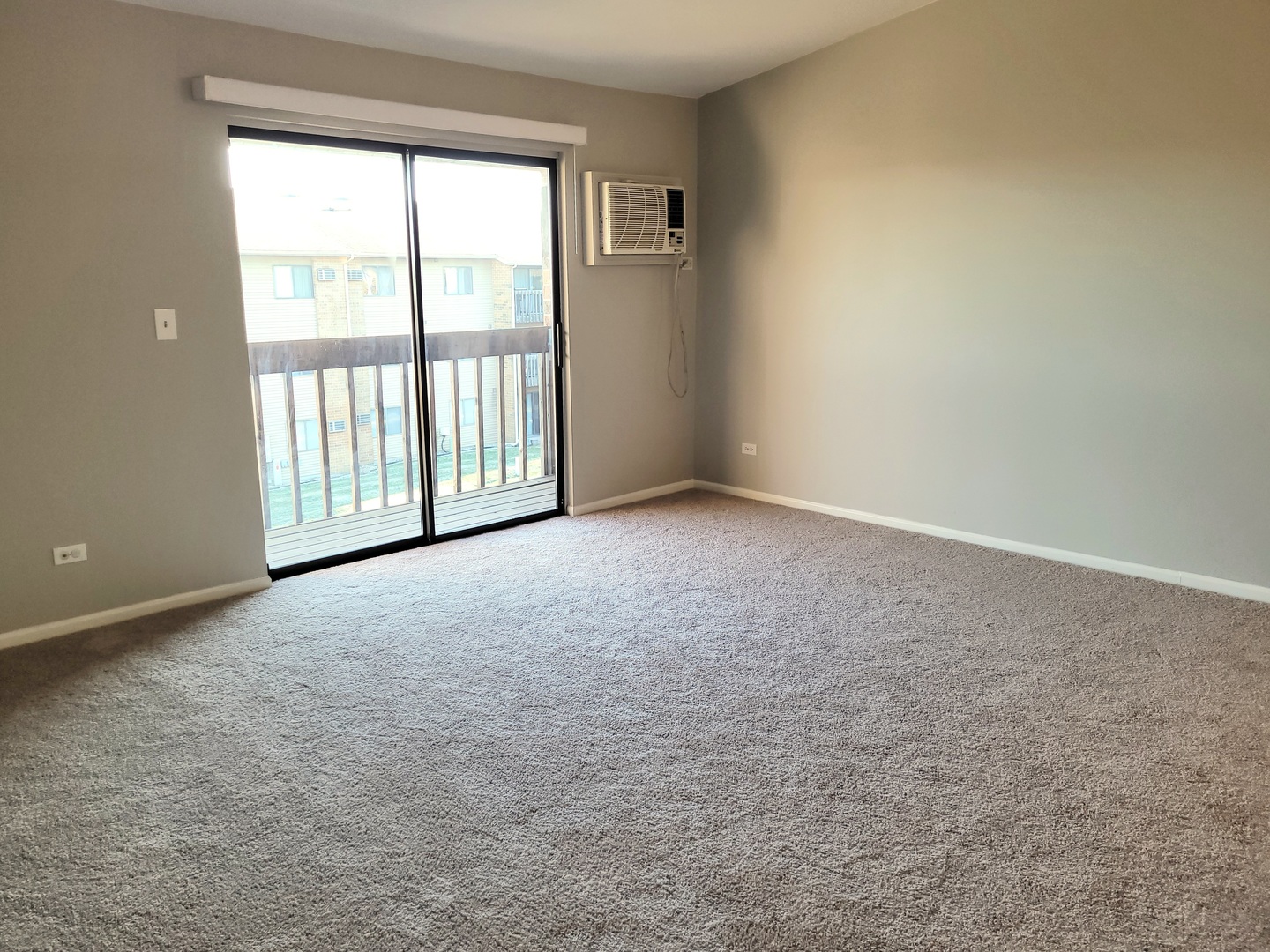 633 South Virginia Road, Unit 314 Crystal Lake, IL 60014 - Photo 12 of 29