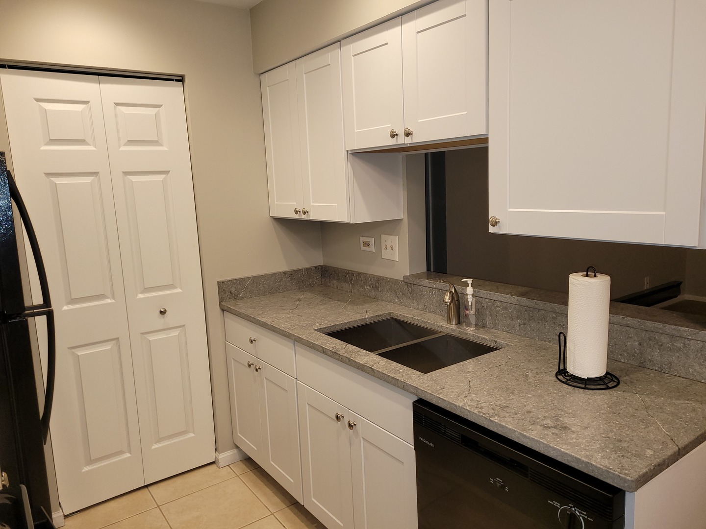 633 South Virginia Road, Unit 314 Crystal Lake, IL 60014 - Photo 4 of 29