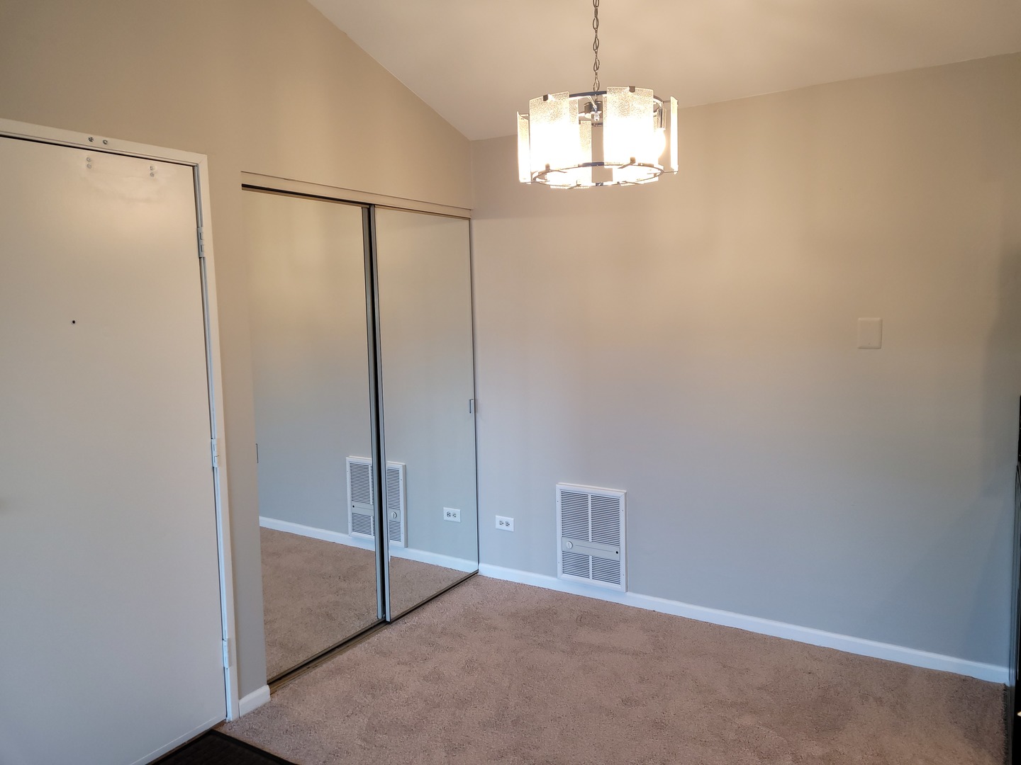 633 South Virginia Road, Unit 314 Crystal Lake, IL 60014 - Photo 10 of 29