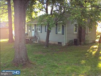 2025 Rickerts Road Perkasie, PA 18944 - Photo 2 of 5 Exterior Back