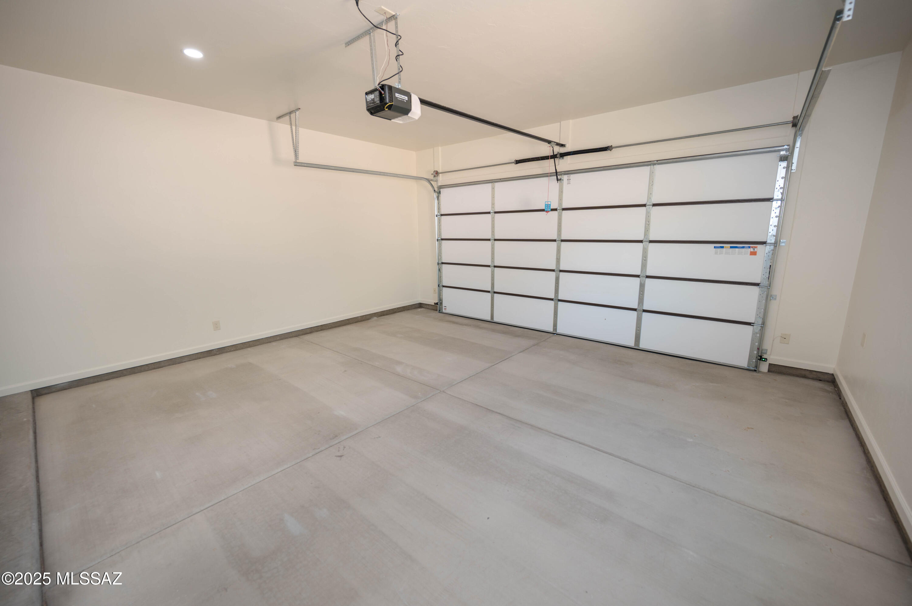 280 Donna Court Rio Rico, AZ 85648 - Photo 48 of 50 a view of a garage
