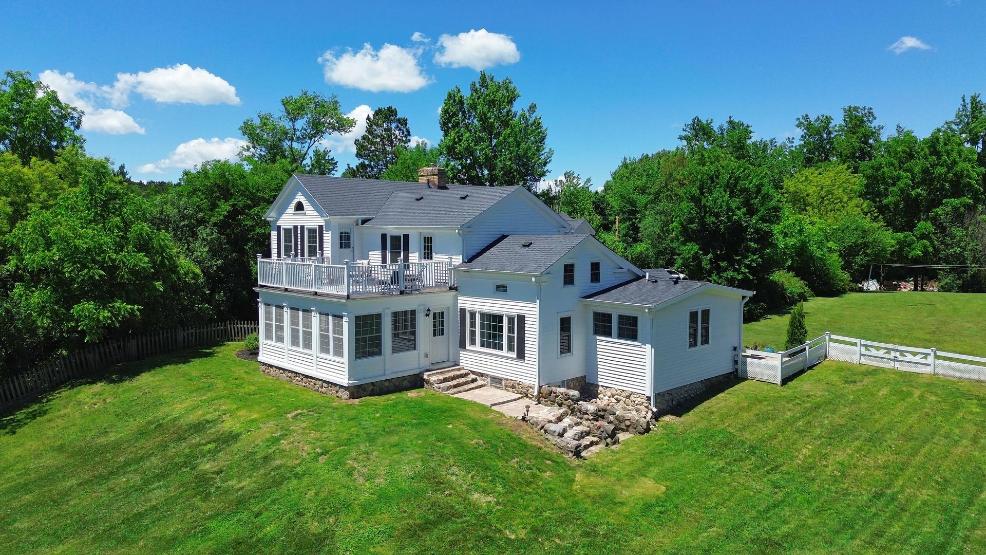 708 South Rose Farm Road Woodstock, IL 60098 - Photo 2 of 104