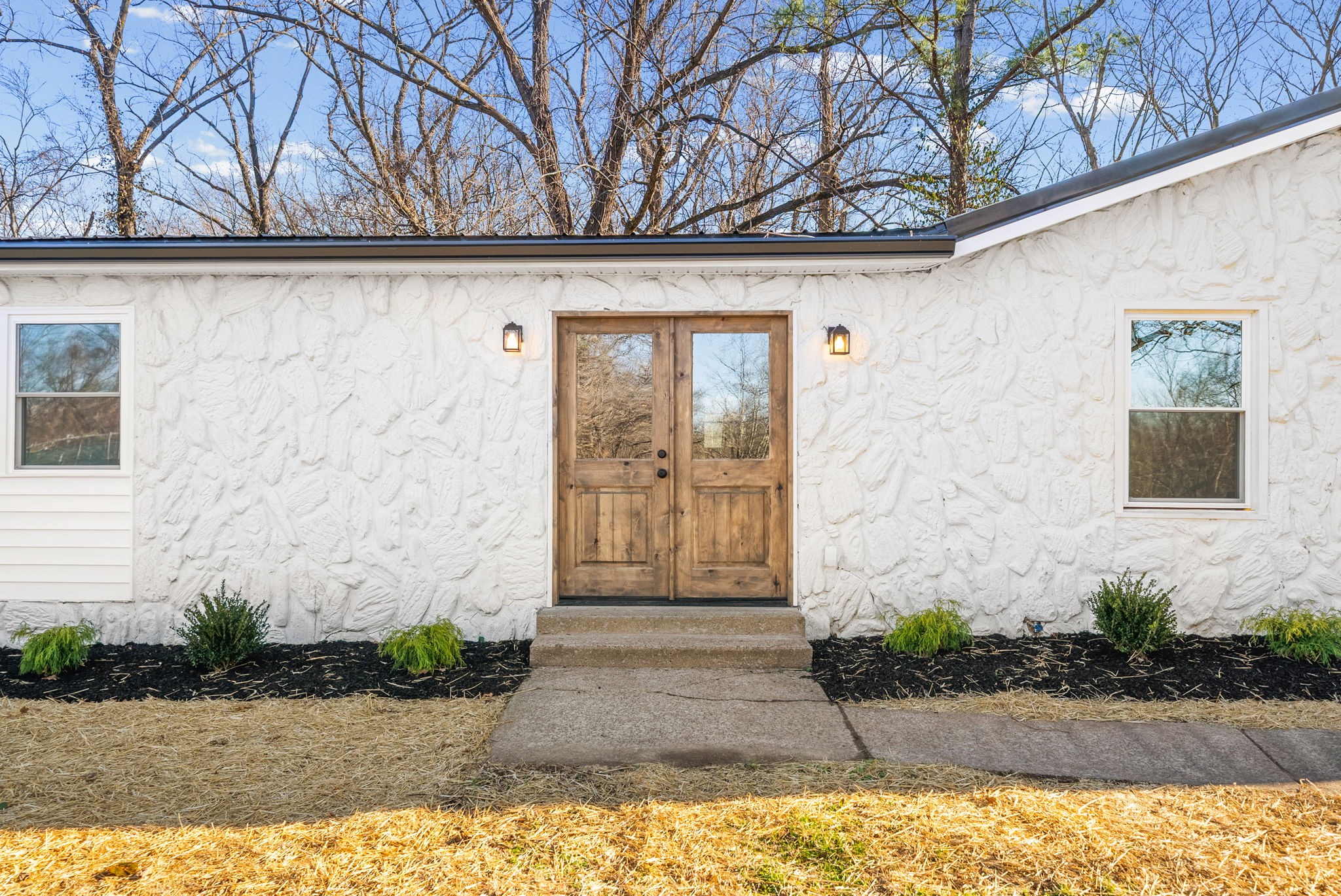315 Rossview Road Clarksville, TN 37043 - Photo 3 of 31