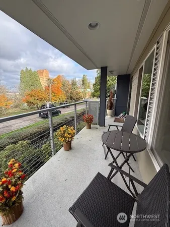 $430,000 | 1311 12th Avenue South, Unit D301, Seattle, WA 98144
