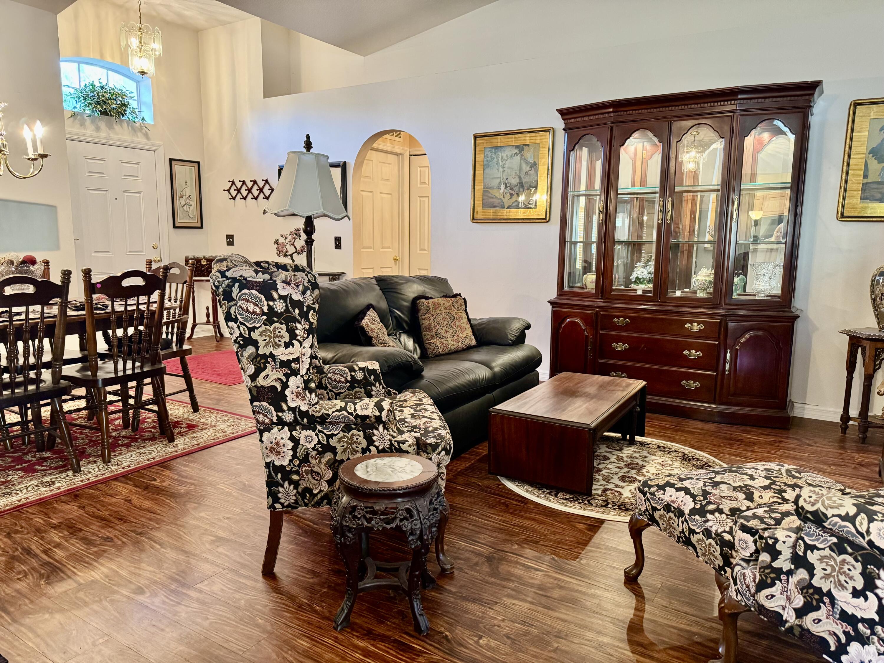 527 Southeast 38th Avenue Okeechobee, FL 34974 - Photo 20 of 30 a living room with furniture a rug and a window