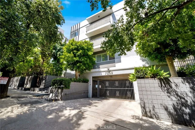 $4,650 | 7259 Hillside Avenue, Unit 102, Los Angeles, CA 90046