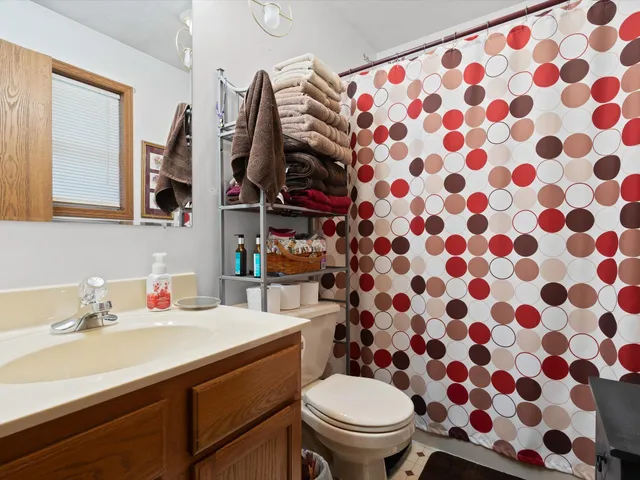 $324,900 | 1198 Csokasy Lane, Hobart, IN 46342