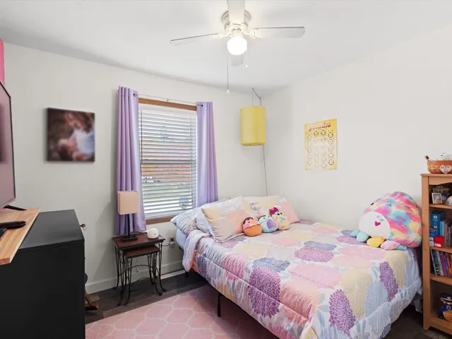 $324,900 | 1198 Csokasy Lane, Hobart, IN 46342