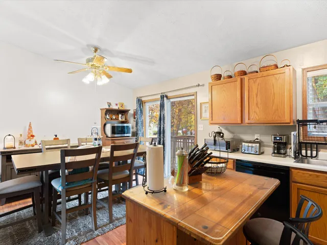 $324,900 | 1198 Csokasy Lane, Hobart, IN 46342