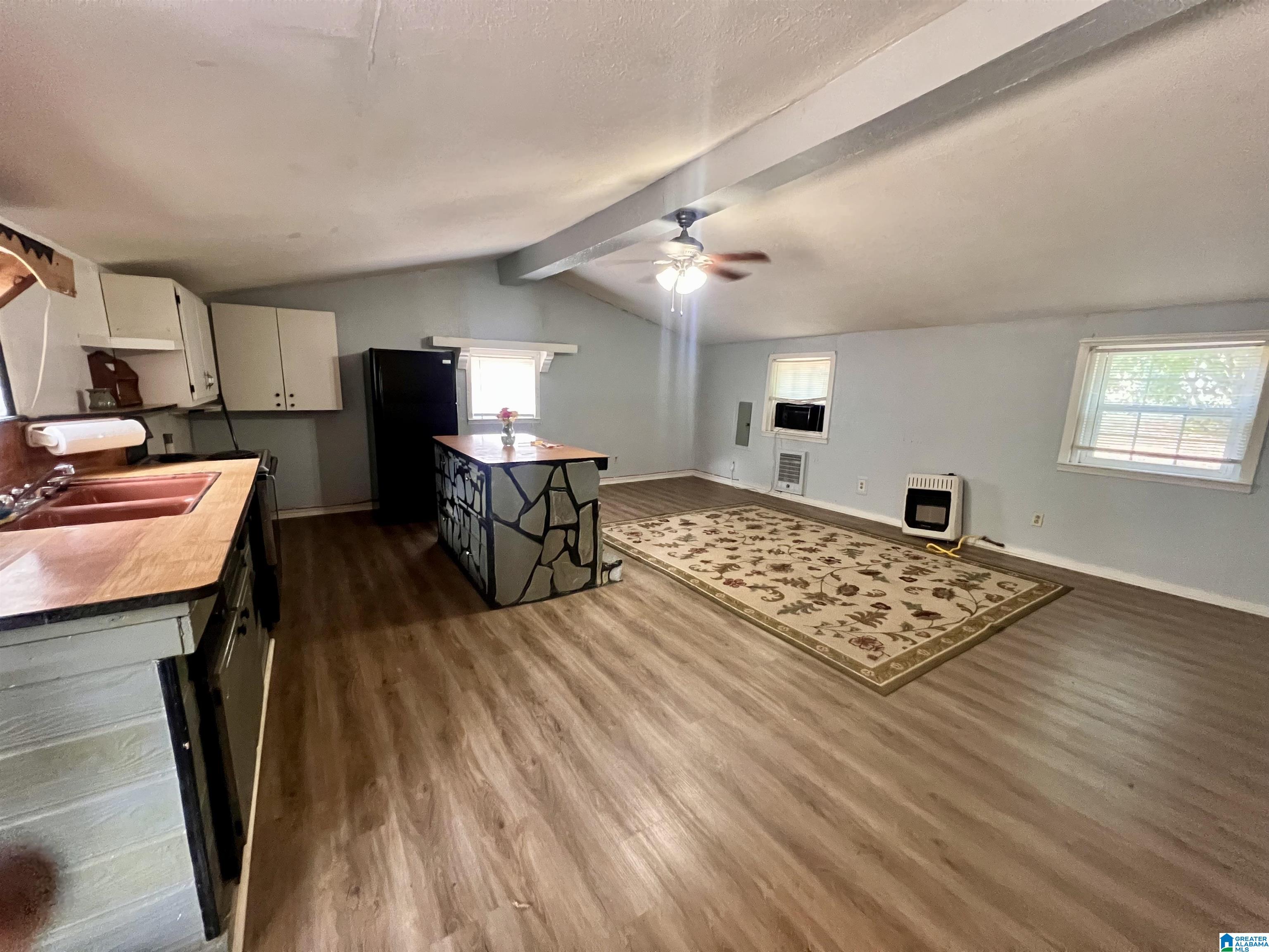 201 Hudson Avenue Oneonta, AL 35121 - Photo 4 of 6