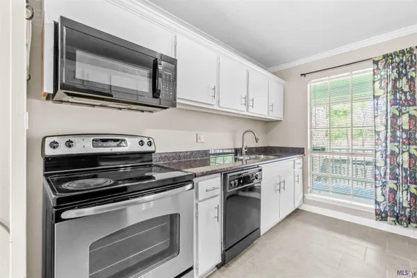 $1,250 | 10438 Jefferson Highway, Unit G, Baton Rouge, LA 70809