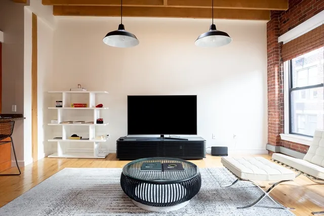 $4,500 | 111 Beach Street, Unit 5C, Boston, MA 02111