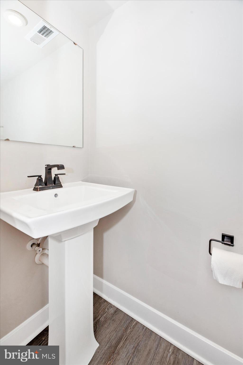 6042 Fallfish Court New Market, MD 21774 - Photo 11 of 77 P8A_3207