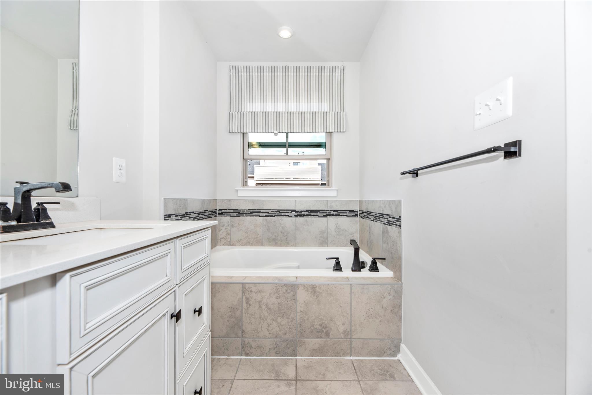 6042 Fallfish Court New Market, MD 21774 - Photo 30 of 74 P8A_3292
