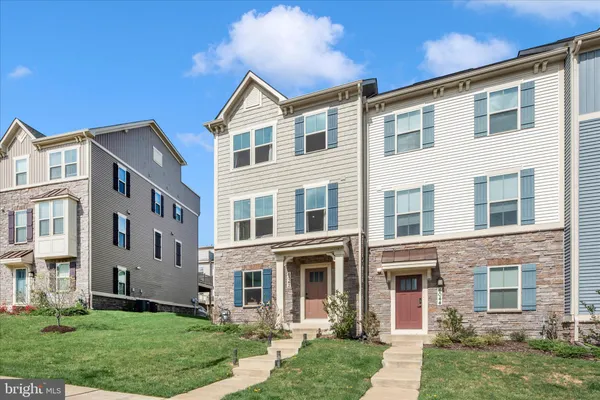 $3,300 | 6042 Fallfish Court, New Market, MD 21774