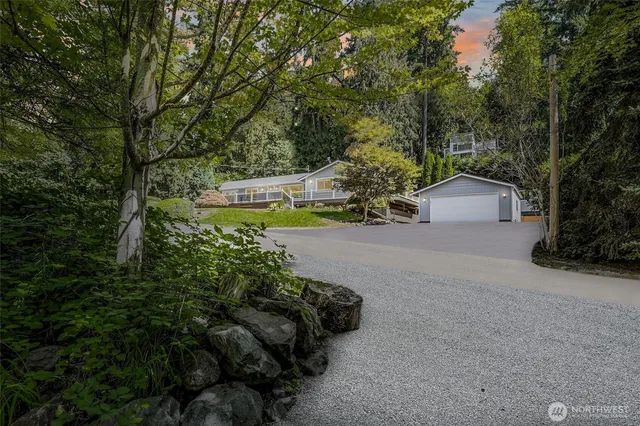 $1,424,050 | 1136 205th Avenue Northeast, Sammamish, WA 98074