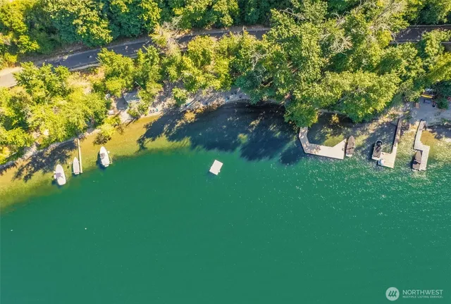 $1,424,050 | 1136 205th Avenue Northeast, Sammamish, WA 98074