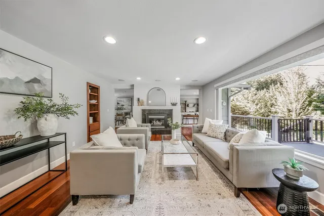 $1,424,050 | 1136 205th Avenue Northeast, Sammamish, WA 98074