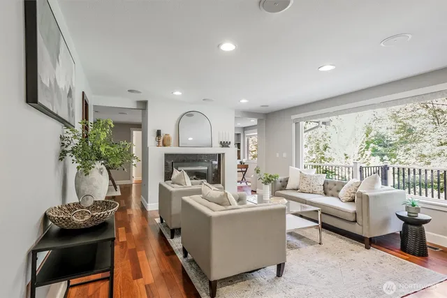 $1,424,050 | 1136 205th Avenue Northeast, Sammamish, WA 98074