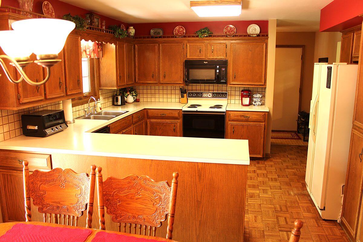 1020 Windy Ridge Road Sparta, MI 49345 - Photo 33 of 56 IMG_4652