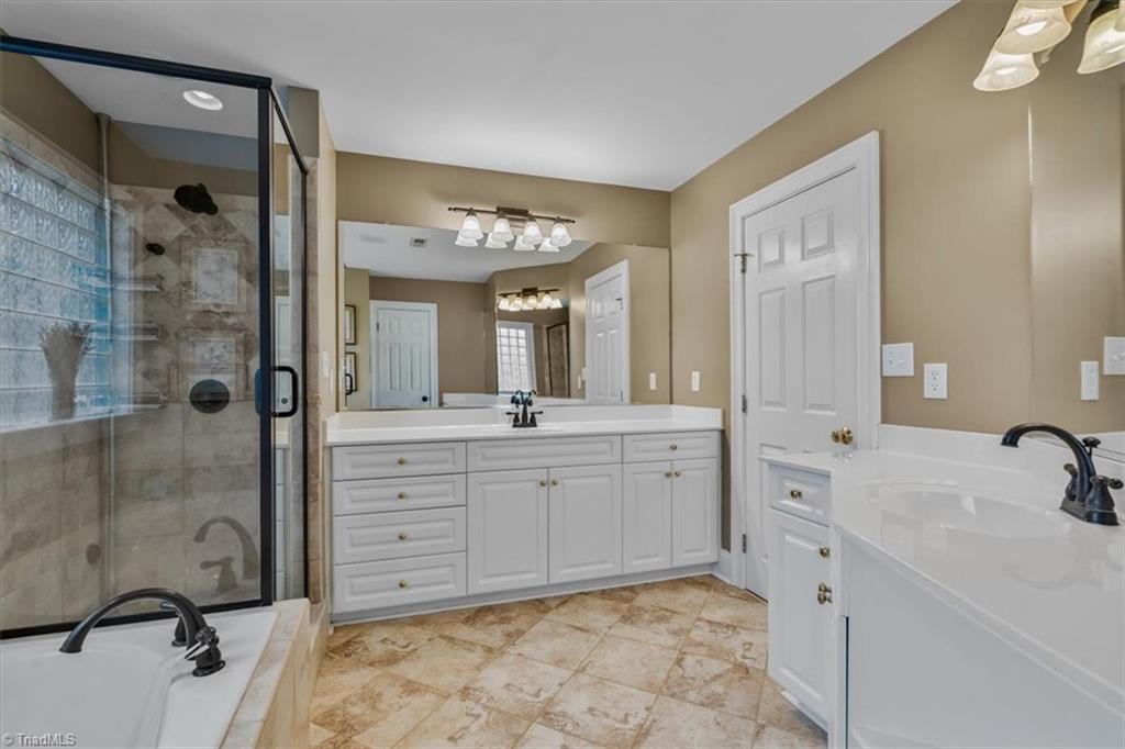 5705 Fox Hound Drive Oak Ridge, NC 27310 - Photo 26 of 50
