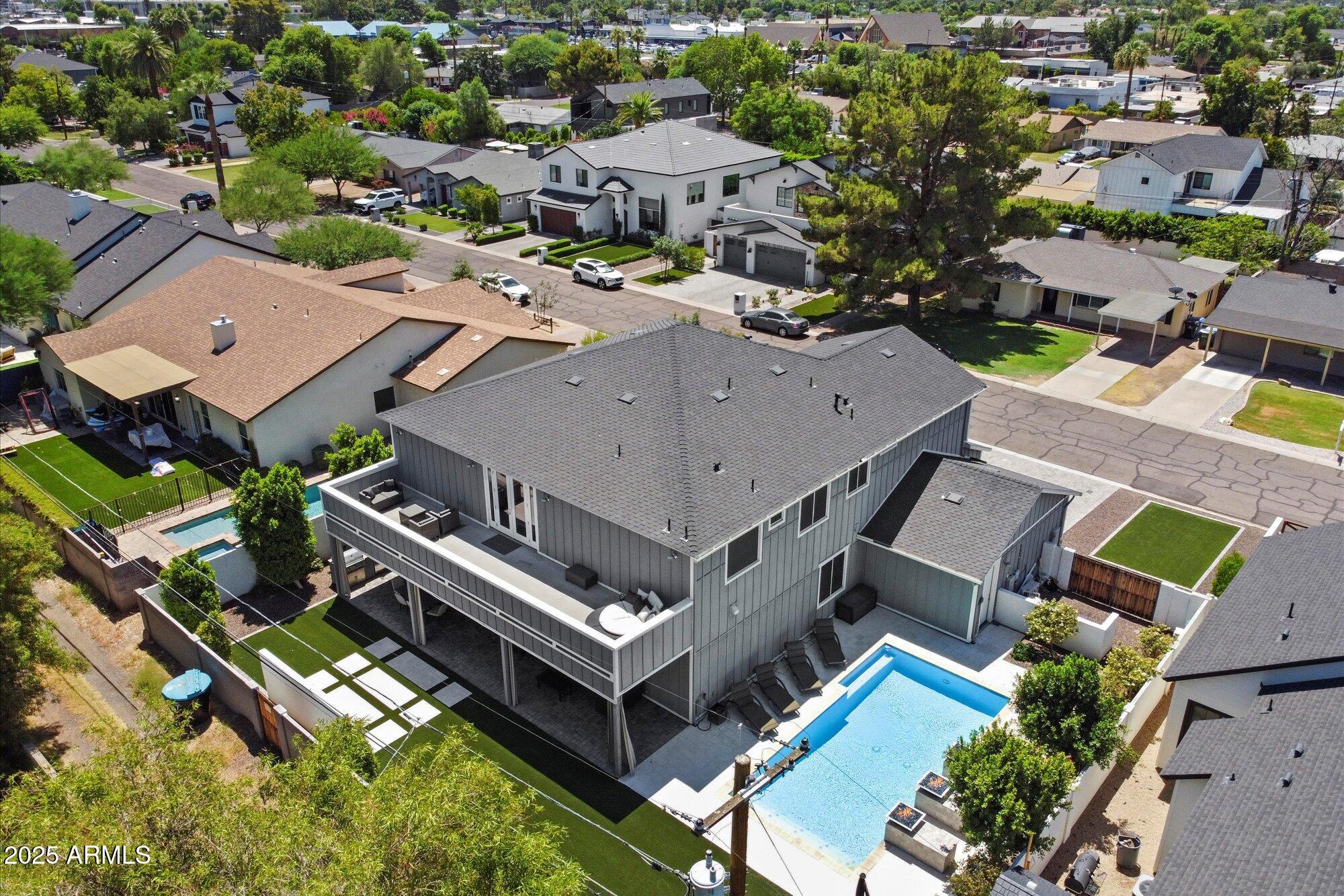 3810 East Devonshire Avenue Phoenix, AZ 85018 - Photo 33 of 34 an aerial view of a house with a garden