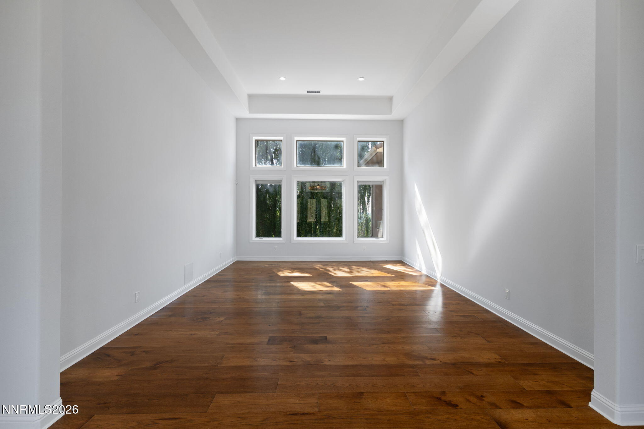 1-web-or-mls-1180 Paddock Ln-2