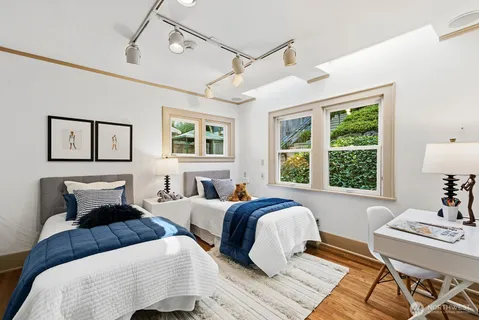 $1,495,000 | 2514 Lake Park Drive South, Seattle, WA 98144