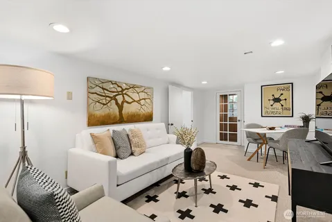 $1,495,000 | 2514 Lake Park Drive South, Seattle, WA 98144