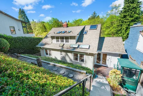 $1,495,000 | 2514 Lake Park Drive South, Seattle, WA 98144
