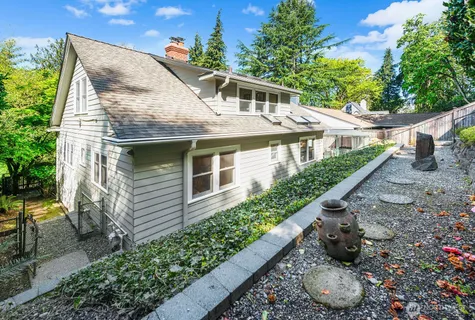 $1,495,000 | 2514 Lake Park Drive South, Seattle, WA 98144
