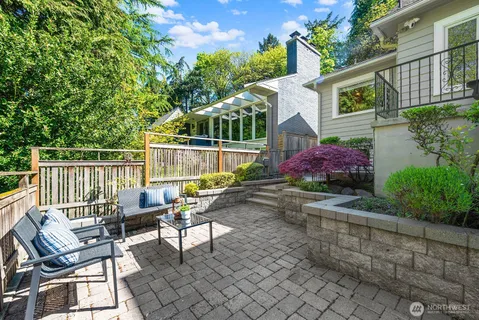 $1,495,000 | 2514 Lake Park Drive South, Seattle, WA 98144