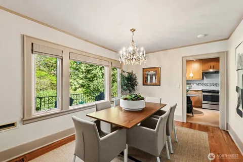 $1,495,000 | 2514 Lake Park Drive South, Seattle, WA 98144