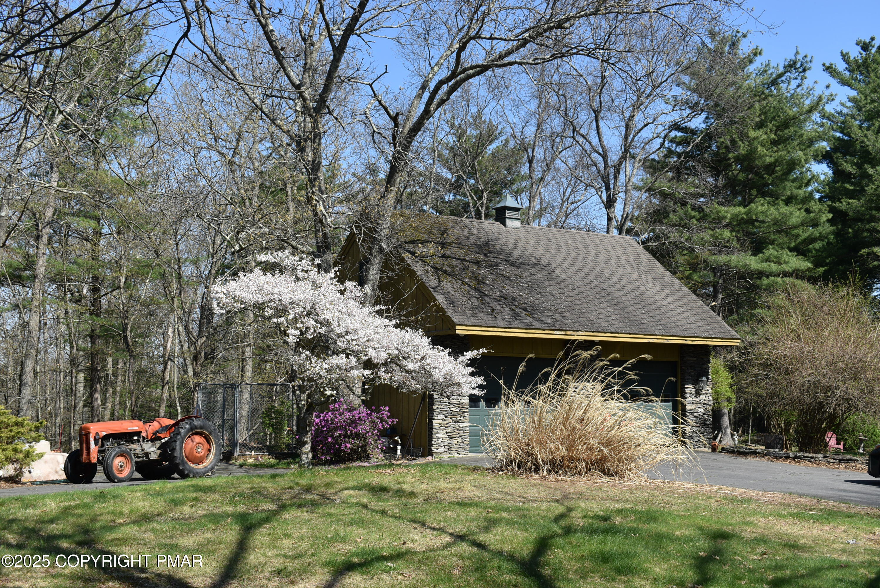 113 Jackson Road Shavertown, PA 18708 - Photo 2 of 52 DSC_7682