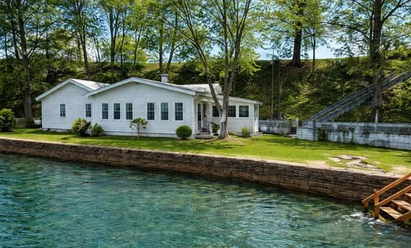 $719,000 | 5535 Peach Orchard Point, Hector, NY 14841