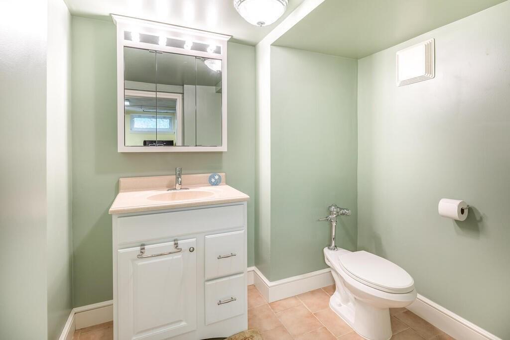 27 Lillian Road Lexington, MA 02420 - Photo 27 of 32 Gallery Image 27