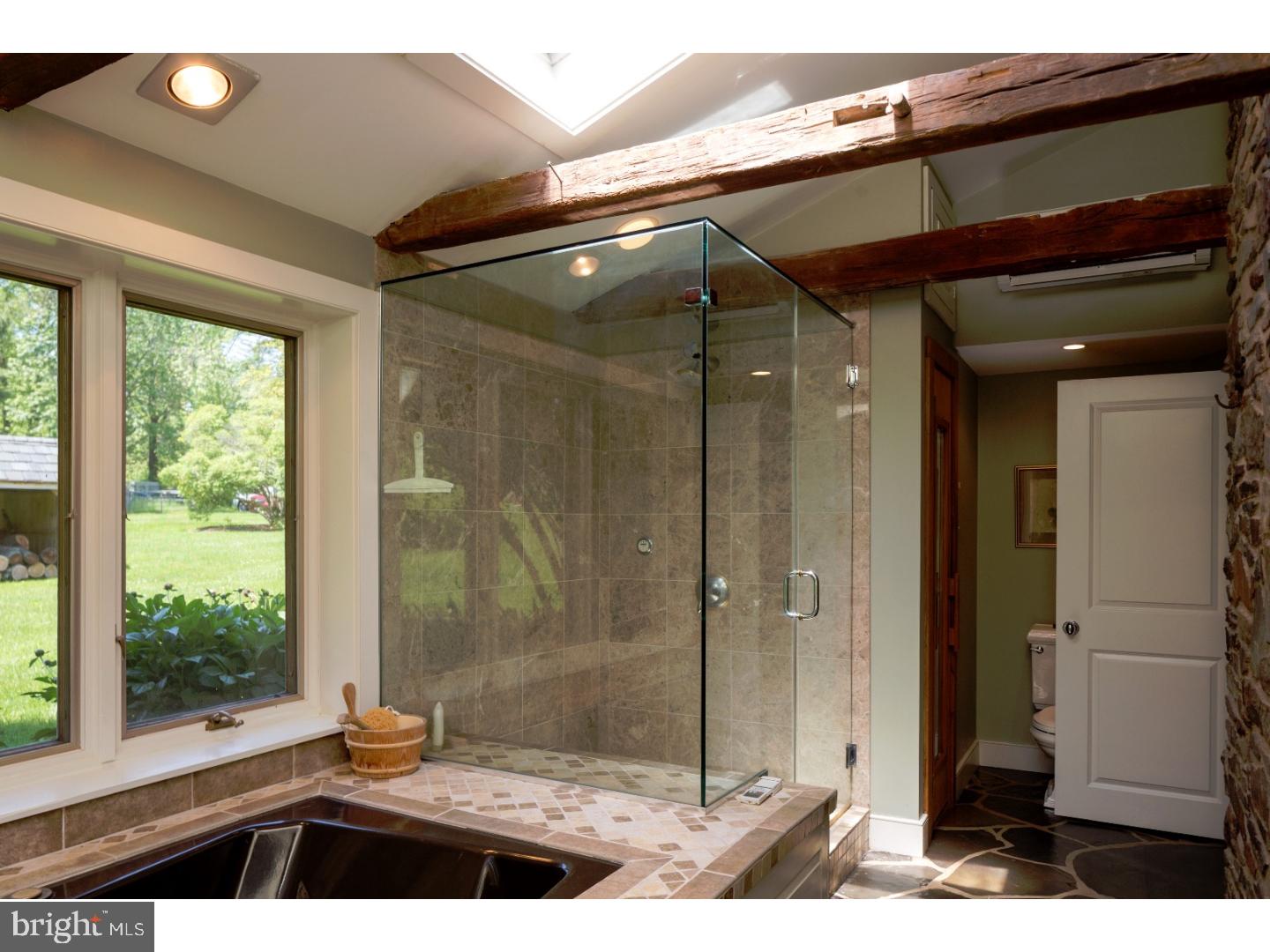 207 Dark Hollow Road Pipersville, PA 18947 - Photo 15 of 25 Master Bathroom