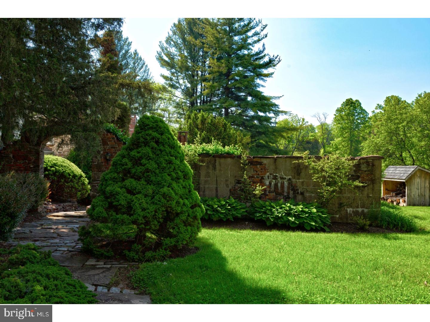 207 Dark Hollow Road Pipersville, PA 18947 - Photo 21 of 25 Garden