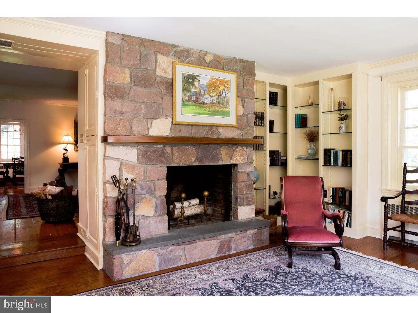 207 Dark Hollow Road Pipersville, PA 18947 - Photo 7 of 25 Living Room