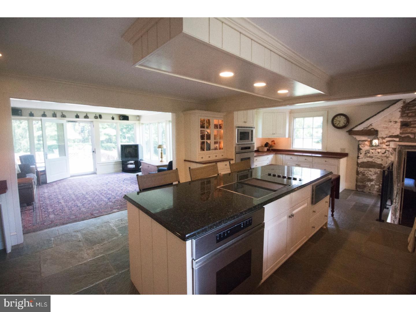 207 Dark Hollow Road Pipersville, PA 18947 - Photo 9 of 25 Kitchen