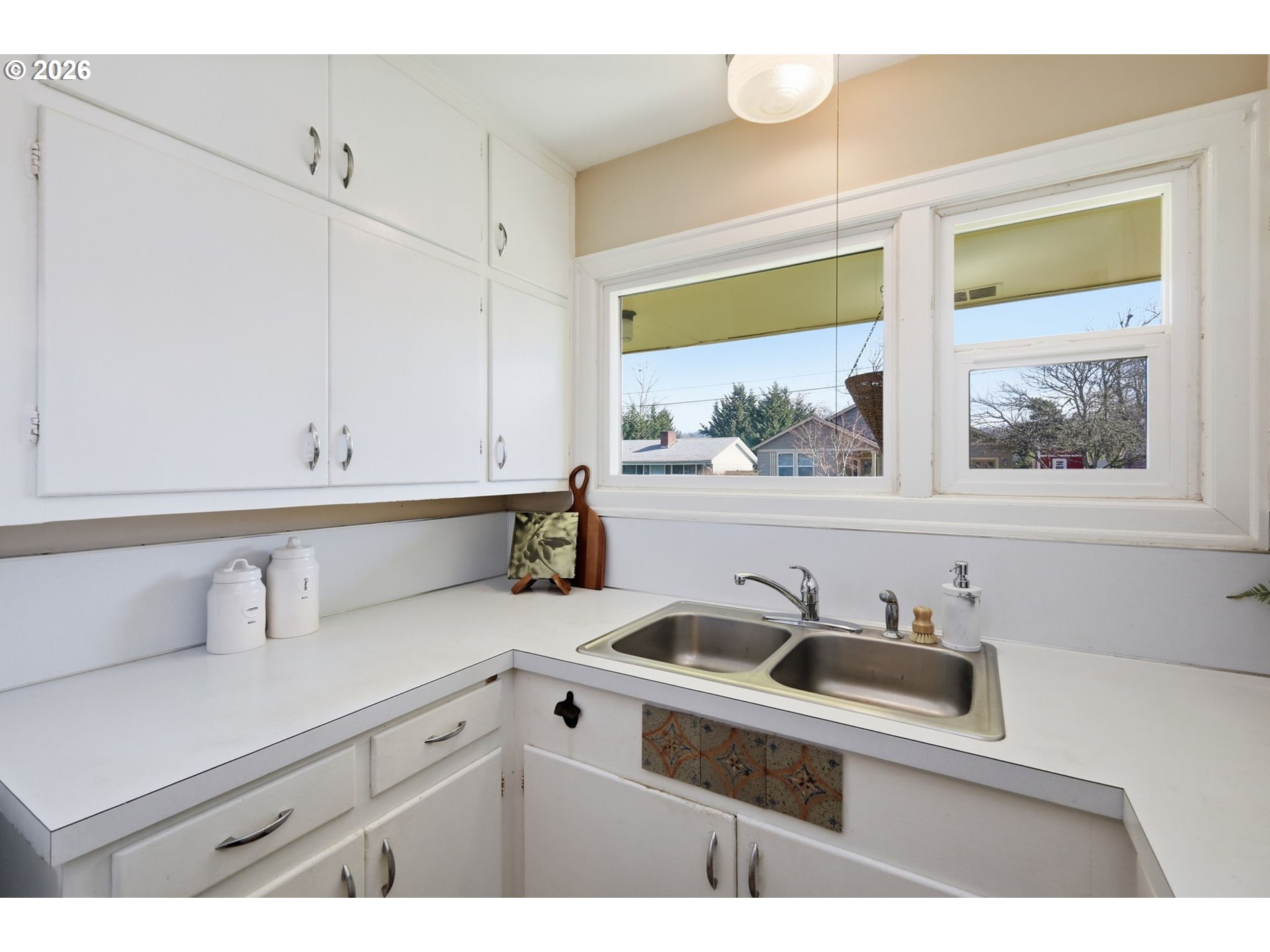 2950 Ferry Street Eugene, OR 97405 - Photo 11 of 27