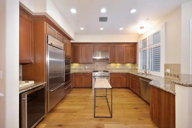 $719,000 | 2430 Pavilions Pl Lane, Unit 302, Sacramento, CA 95825