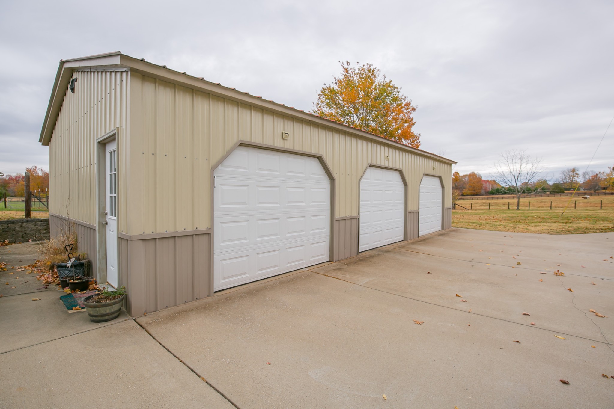 654 Grindstone Hollow Road Dickson, TN 37055 - Photo 4 of 53