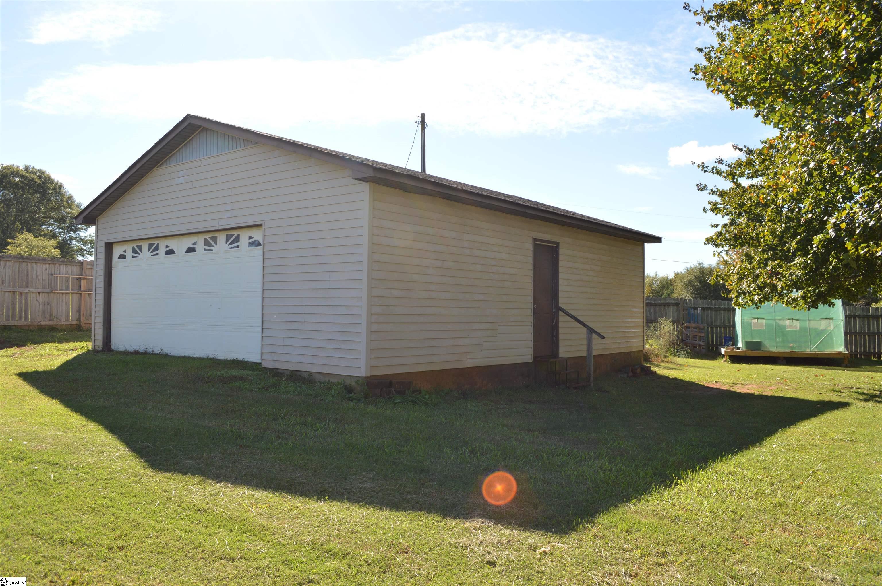 1006 Hampton Road Lyman, SC 29365 - Photo 26 of 28